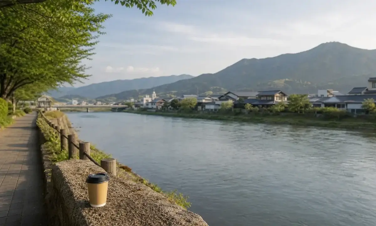 강변 마을에서 보내는 조용한 당일치기 대표 이미지